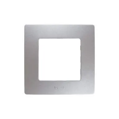 Купить Рамка 1-местная Legrand Etika в интернет-магазине Akvilon.kz