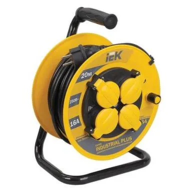 Купить Удлинитель на катушке 4x40м с заземлением 16А IP44 УК20 "Industrial plus" с термозащитой 3x1,5 IEK в интернет-магазине Akvilon.kz