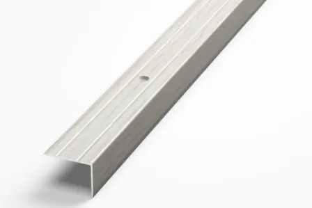 Купить Порог на ступени 24x18x1800 мм,дуб артик, Лука Дуб арктик 105 1800 в интернет-магазине Akvilon.kz