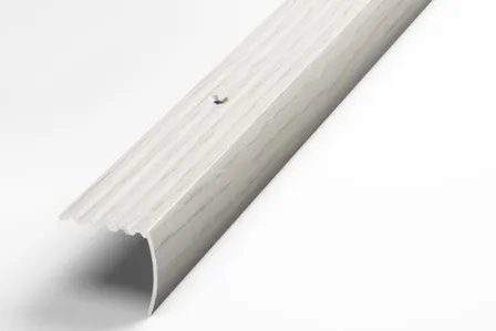 Купить Порог на ступени 30x27x1800 мм,дуб артик, Лука в интернет-магазине Akvilon.kz