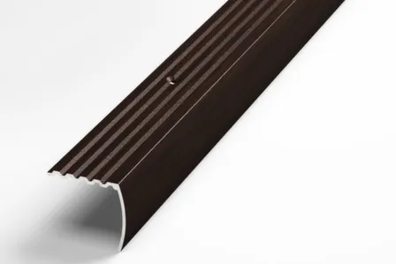 Купить Порог на ступени 30x27x900 мм,дуб венге, Лука в интернет-магазине Akvilon.kz