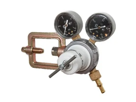 Купить Редуктор ацетиленовый БАО-5-4 (давл 2,5/0,15 МПа; 5м3/ч; 6/9 мм) (ООО "РЕДИУС 168") в интернет-магазине Akvilon.kz