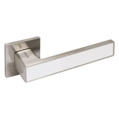 Купить Комплект ручек с защелкой ЛАНА, Аллюр Матовый никель/белый в интернет-магазине Akvilon.kz